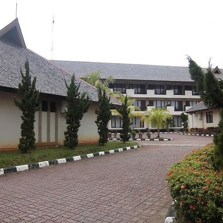 Hotel Town House Bukit Damai Indah Balikpapan  Exterior foto